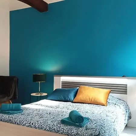 Apartment Perle Rare F1 De 43 M Quartier Historique.